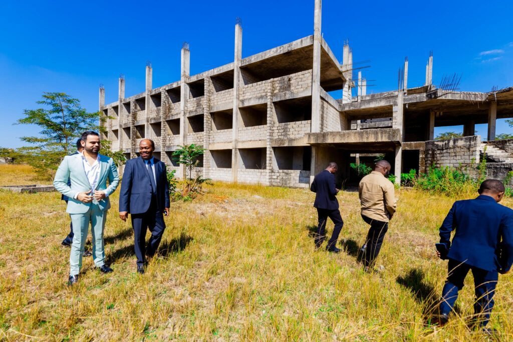 Govt. Signs agreement for construction of over 6400 bed spaces at UNZA